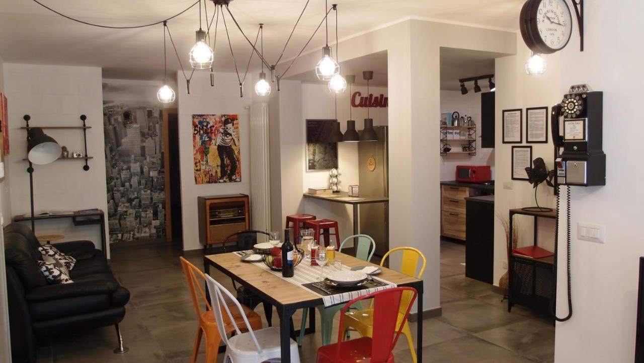 The Black Dog House Valenzano Buitenkant foto